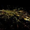 Luchtfoto van Brussel in de nacht van Anton de Zeeuw