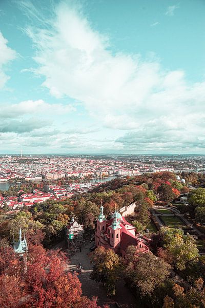 Prague by Hello Pompoyo