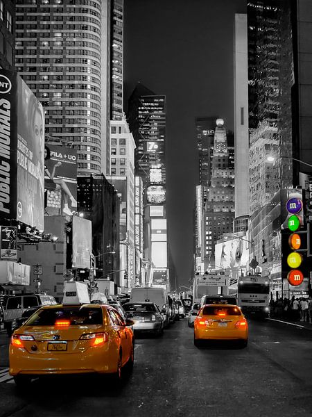 New York Times Square Taxi von Carina Buchspies