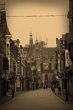 Alkmaar Noord-Holland Binnenstad Sepia Nederland van Hendrik-Jan Kornelis