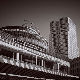 The iconic Kranzler in Berlin monochrome by Jenco van Zalk