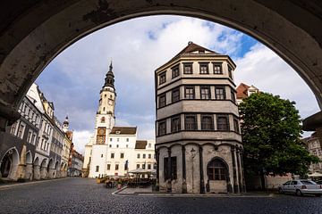 Gezicht op de weegschaal en het stadhuis in Görlitz van Rico Ködder