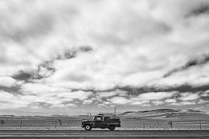 Chevrolet pick up truck op Panamerican highway, Peru. van Ron van der Stappen