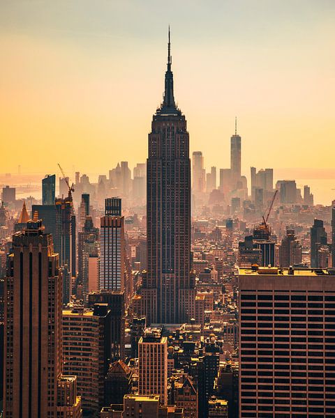 Empire State Building by Hello Pompoyo