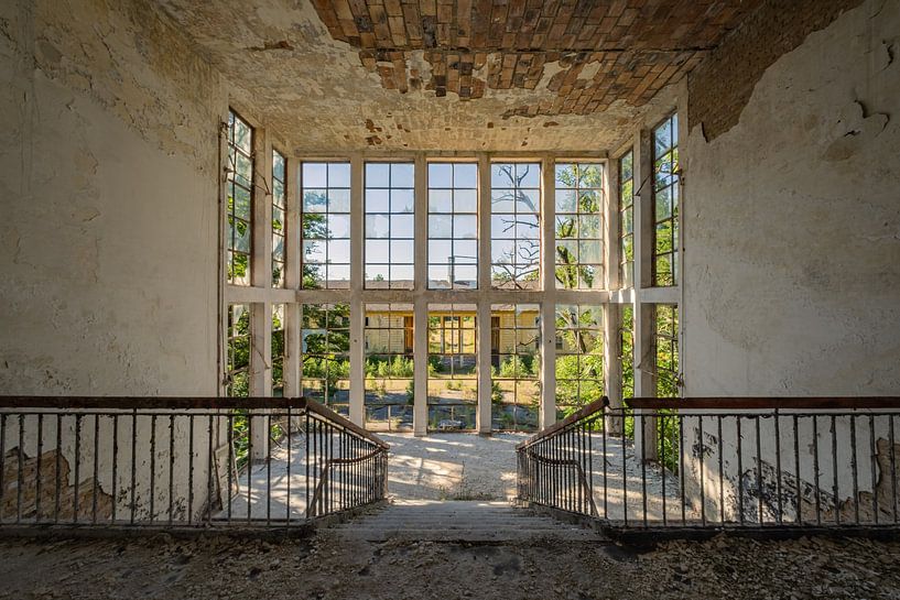Verlassene Orte - Treppenhaus von Maikel Saalmink