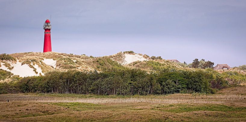 Noorder (red) lighthouse Schiermonnikoog by Rob Boon