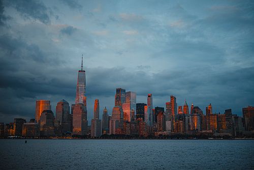 Skyline New York vanaf Liberty State Park van Erwin van Kester