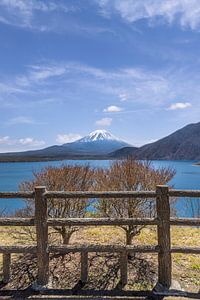 Motosu-See mit Fuji