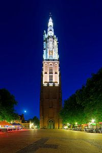 Nächtliches Foto vom Turm Unserer Lieben Frau in Amersfoort