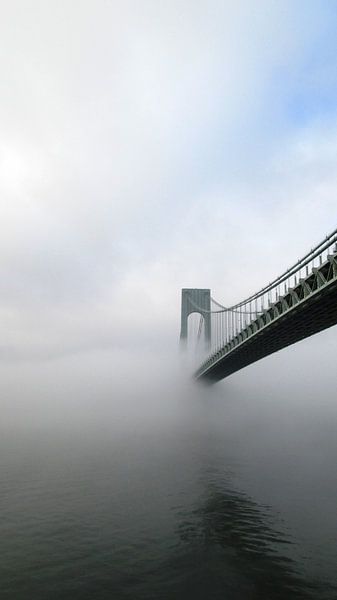 Brug New York in de mist par Gilian Fijen