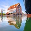 Port de Oudeschild sur Texel. (carré) sur Photographie de Justin Sinner (Photographe à Texel)