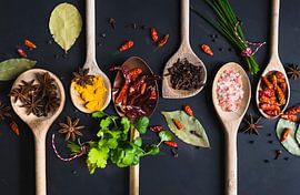 Spoons of herbs by Corrine Ponsen