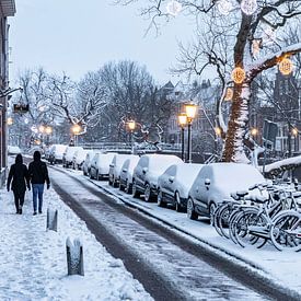 Snow on the Oudegracht in Utrecht