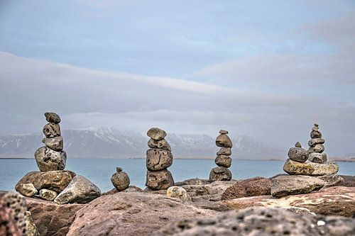 Vier steenmannetjes in Reykjavik