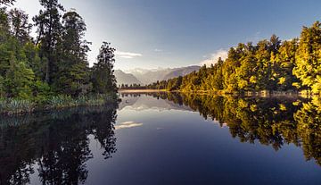 Lake Matheson by WvH
