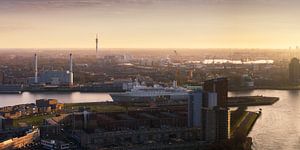 Panorama Rotterdam Sud et SS Rotterdam  sur Vincent Fennis