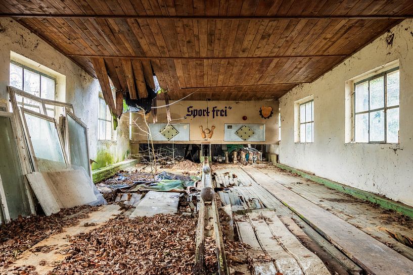 Deutschland  - Verlassene Kegelbahn von Gentleman of Decay