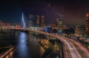Rotterdam by night van Marcel van Balkom