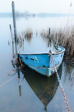 De blauwe boot van Max ter Burg Fotografie
