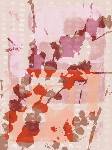 Bloemen echo's. Abstracte botanische kunst. Rode en paarse bloemen op beige.