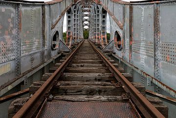 Eisenbahnbrücke von Jack van der Spoel