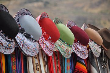 Hoeden uit Peru van Bart Poelaert