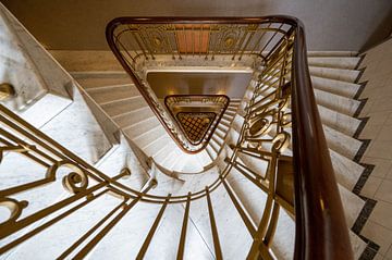 Architecturale elegantie - perspectieven in het trappenhuis van Karsten Rahn