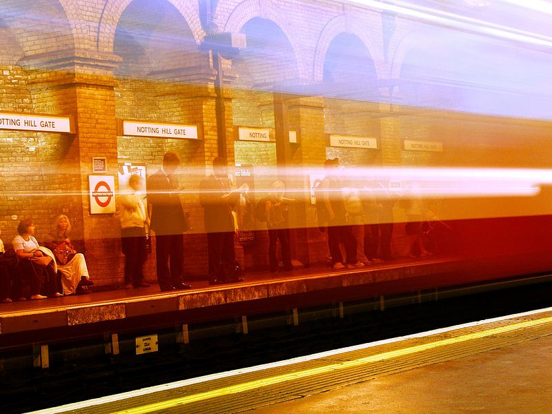 Notting Hill Gate - London Tube Station von Ruth Klapproth