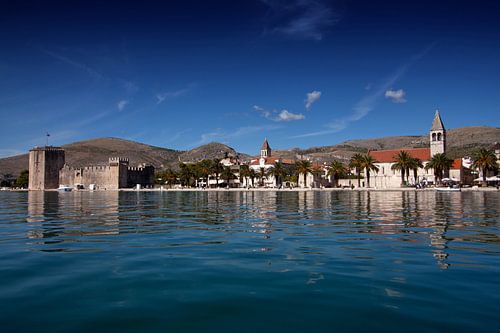 TROGIR Adriatische kust - blauw trogir