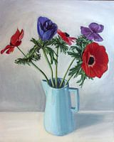 Anemonen in een vaas van Piet Hein Eek