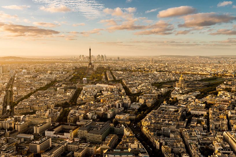 Sonnenuntergang in Paris - Blick auf den Tour Montparnasse - 4 von Damien Franscoise