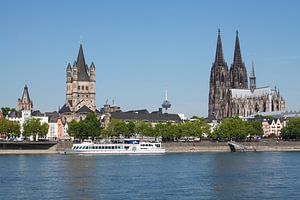 Kerk Gross Sankt Martin met de Dom van Keulen