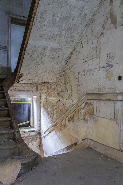 verlaten kasteel by ton vogels