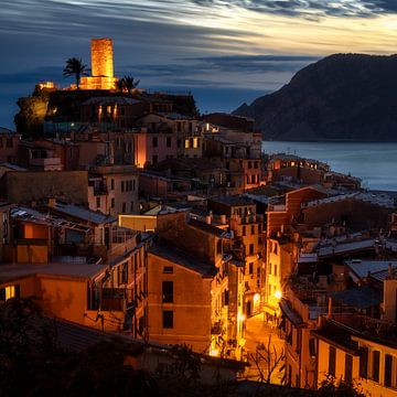 Cinque Terre Vernazza by Tim Kreike