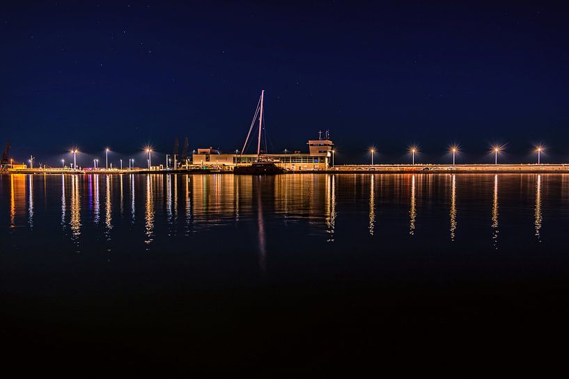 KROATIË : RIJEKA HAVEN BIJ NACHT van Photoart-Naegele