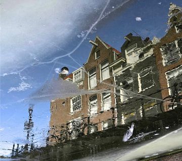 Amsterdam grachten architectuur winter reflecties van Marianna Pobedimova