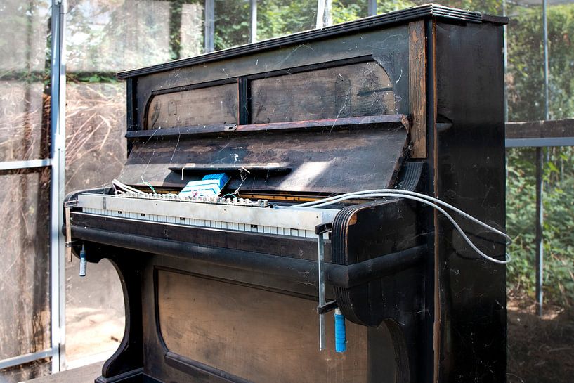 Old Piano - Nostalgia by Marianne van der Zee
