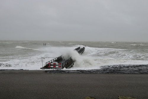 Storm Ellen raast over Westkappelle