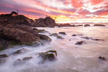 Fisherman's Lookout. Dramatic waves and coastal scenery on the east coast of Australia.