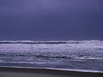 Zee bij storm van Rinke Velds