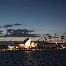 Sydney bei Nacht von Julia Wendelaar