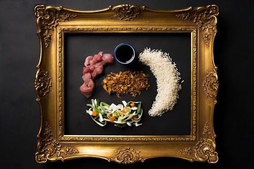 LEBENSMITTELKUNST NASI von Angelique van den Boer