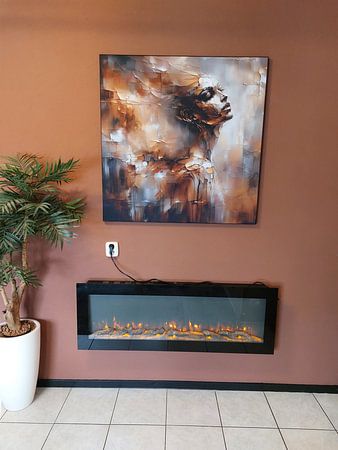 Female face in Brown/Gold tones