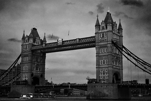 Vintage like tower bridge