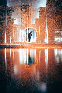 Steelwool spinning with reflection