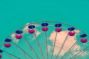 Riesenrad in Retro-Farben