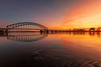 Zwolle IJssel-Brücke bei Sonnenaufgang