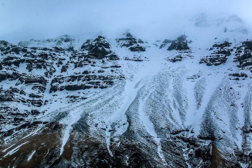 Berg met sneeuw IJsland von Jo Pixel