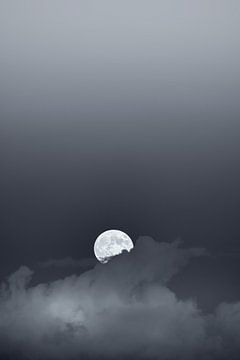 Pleine lune en noir et blanc sur Bas Meelker