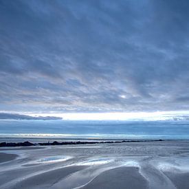 Heure bleue sur la côte de la mer du Nord sur Art Wittingen